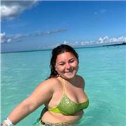 Insegnate di spagnolo che impartisce le lezioni per tutte l'eta